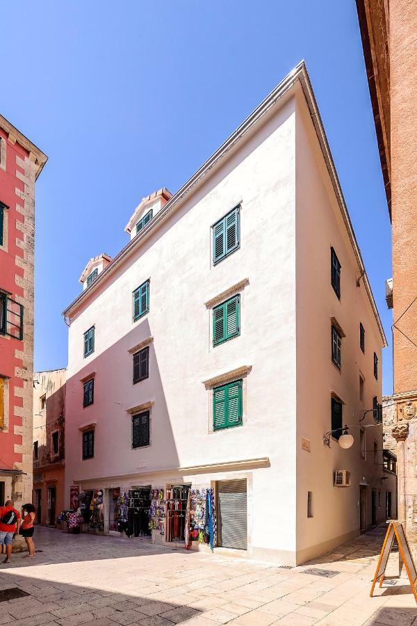 Apartments Rialto Gallery Шибеник Экстерьер фото